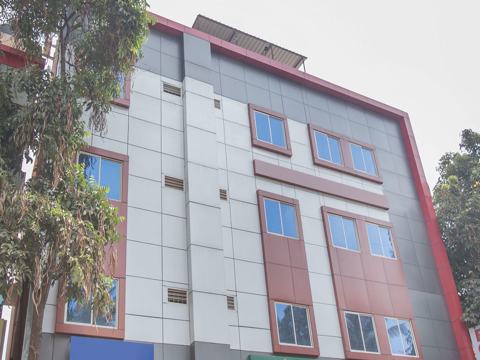 Hotel Blue Bell Bangalore Exterior foto